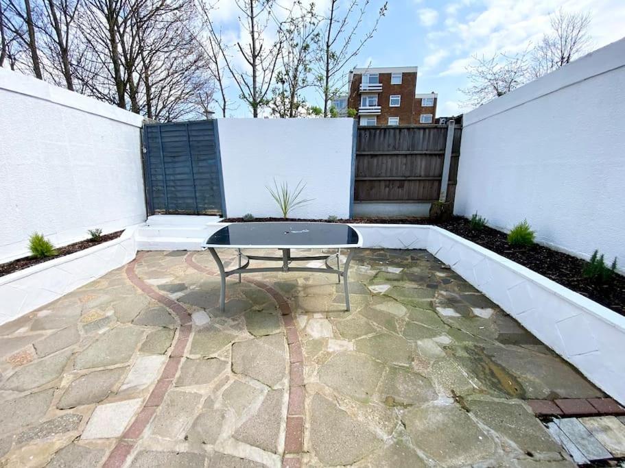Charming Seaside Cottage In Leigh-On-Sea Southend-on-Sea Eksteriør bilde