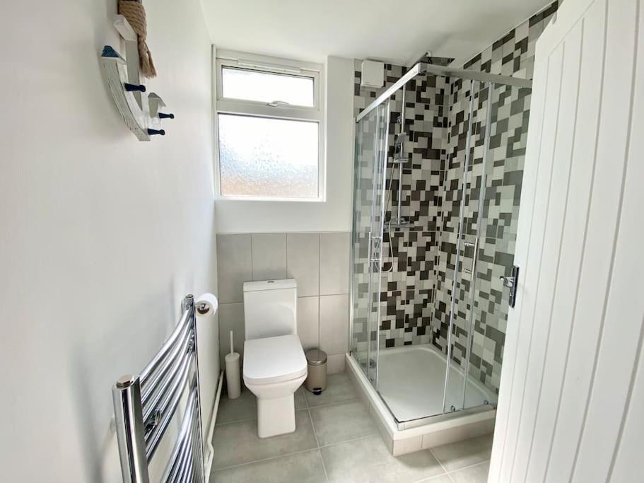 Charming Seaside Cottage In Leigh-On-Sea Southend-on-Sea Eksteriør bilde